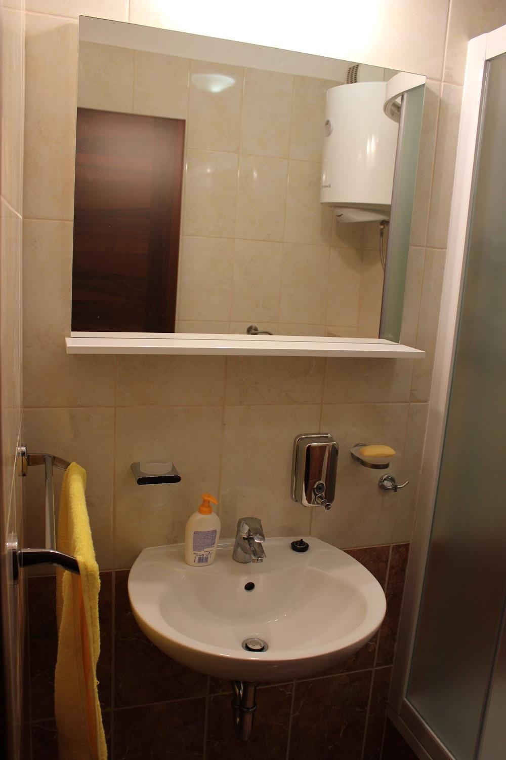 Deluxe Apartment Manuela With Balcony Top Center Split Exterior foto